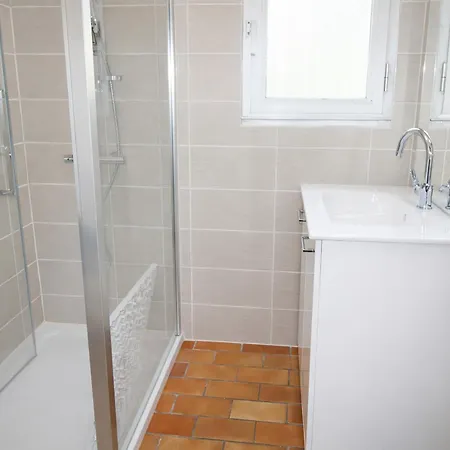 펜션 Avec Jardin Boise, Proche Et Commerces, - Fr-1-22-307 라트슈수르메르