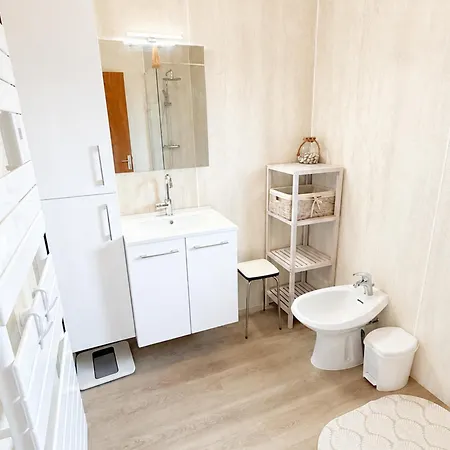 Avec Jardin Boisé, Proche Et Commerces, - Fr-1-22-307