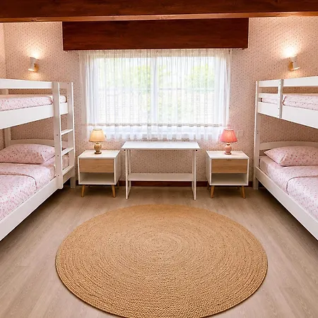Casa vacanze Avec Jardin Boisé, Proche Et Commerces, - Fr-1-22-307